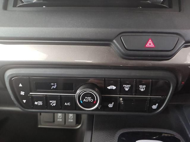 HONDA N BOX CUSTOM 2023 Image 31