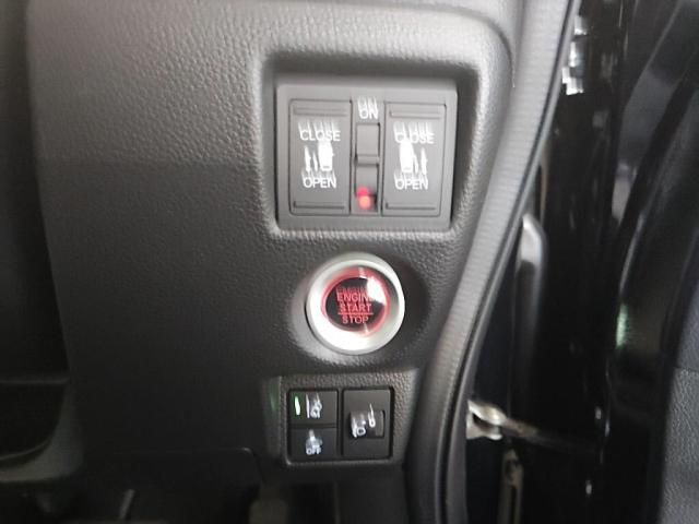 HONDA N BOX CUSTOM 2023 Image 31