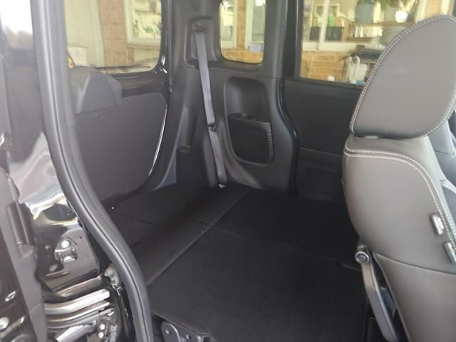 HONDA N BOX CUSTOM 2023 Image 31