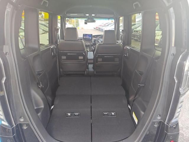 HONDA N BOX CUSTOM 2023 Image 31