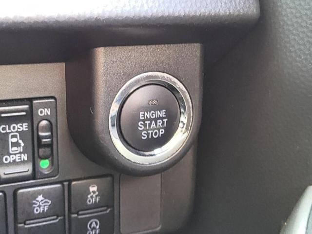 TOYOTA ROOMY 2018 Image 31