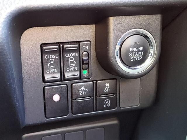 TOYOTA ROOMY 2018 Image 31