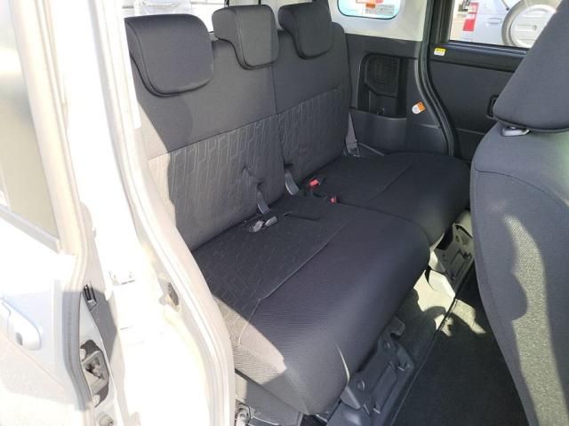 TOYOTA ROOMY 2018 Image 31