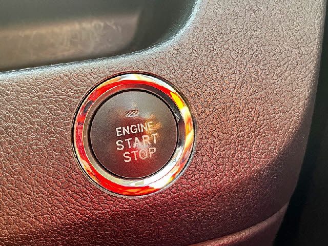 TOYOTA VOXY 2011 Image 31