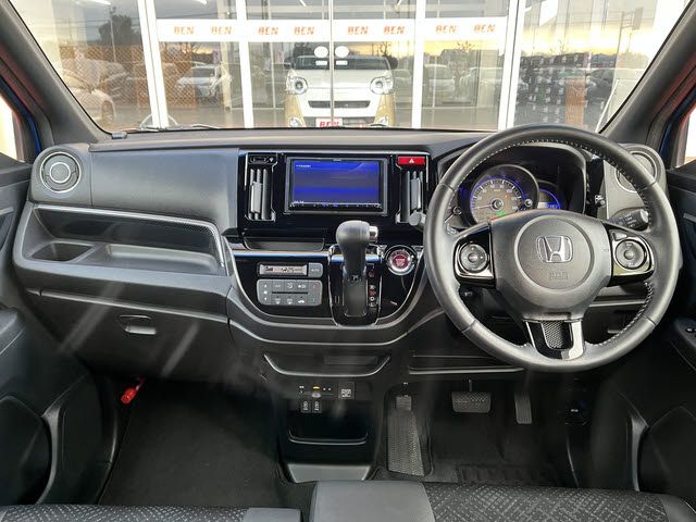 HONDA N-WGN CUSTOM 2017 Image 31