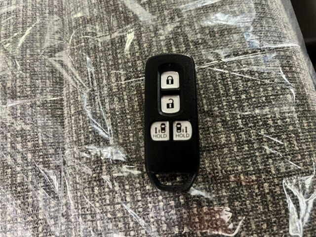 HONDA N BOX 2017 Image 31