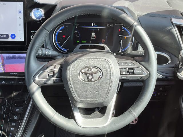 TOYOTA VOXY HYBRID 2023 Image 31