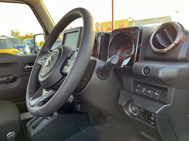 SUZUKI JIMNY 4WD 2025 Image 31