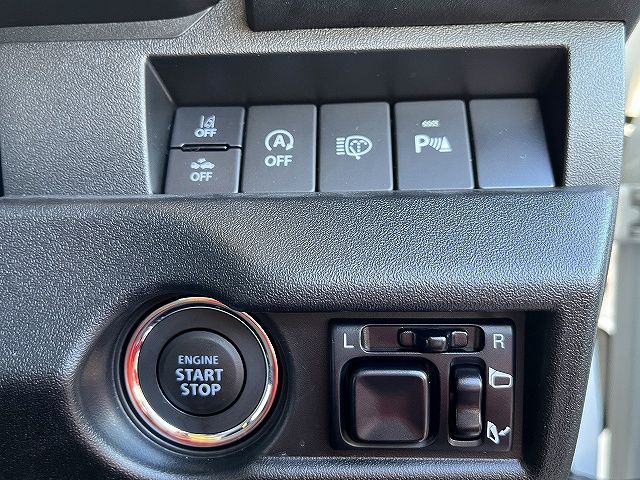 SUZUKI JIMNY 4WD 2025 Image 31