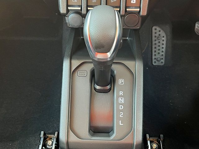 SUZUKI JIMNY 4WD 2025 Image 31