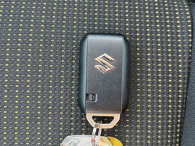 SUZUKI JIMNY 4WD 2025 Image 31