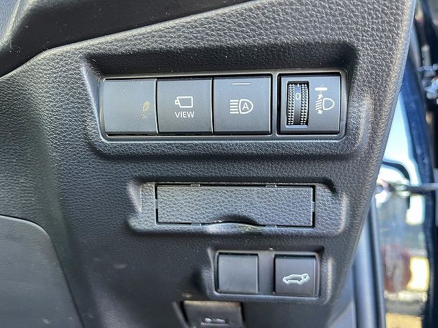 TOYOTA COROLLA CROSS HYBRID 2023 Image 31