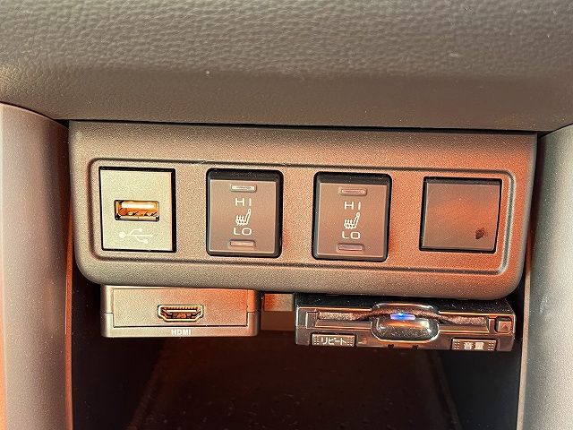 TOYOTA COROLLA CROSS HYBRID 2023 Image 31