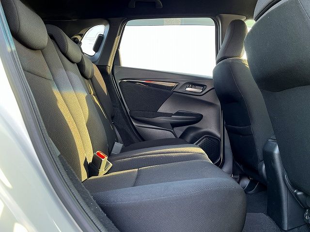 HONDA FIT HYBRID 2017 Image 31