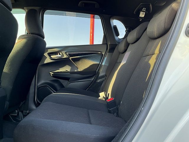 HONDA FIT HYBRID 2017 Image 31