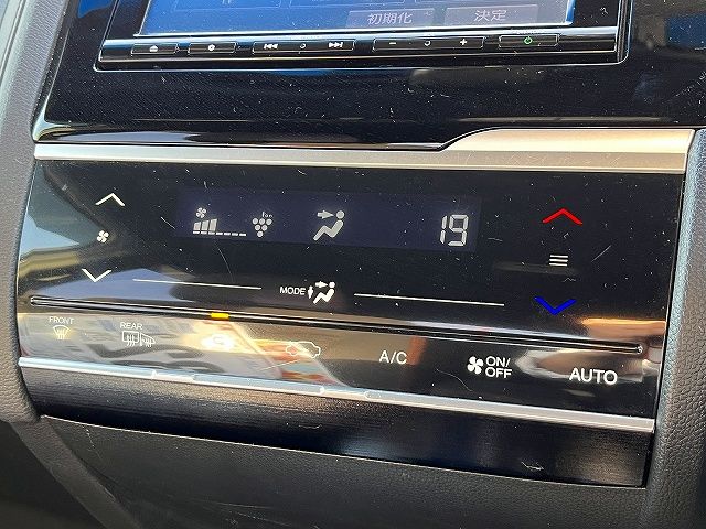 HONDA FIT HYBRID 2017 Image 31