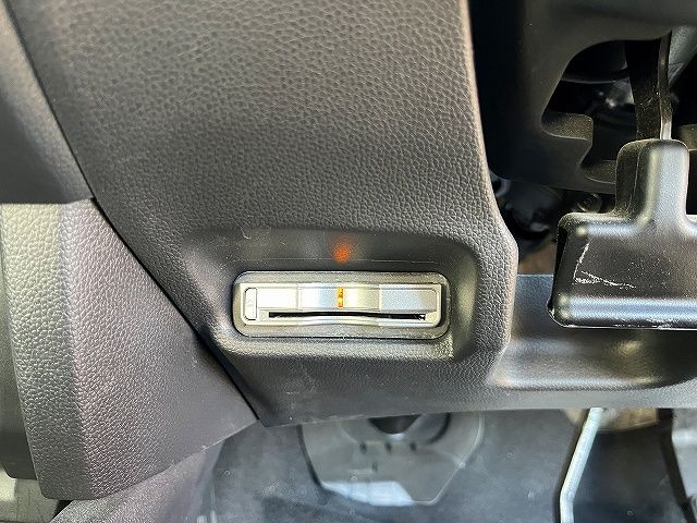 HONDA FIT HYBRID 2017 Image 31