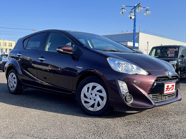 TOYOTA AQUA 2017 Image 31