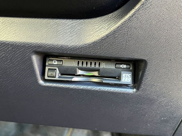 TOYOTA AQUA 2017 Image 31