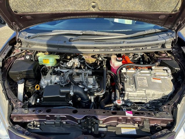 TOYOTA AQUA 2017 Image 31