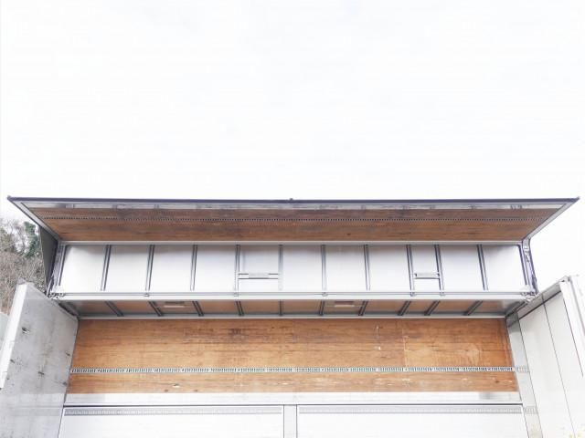 MITSUBISHI FUSOU SUPER GREAT 2018 Image 31