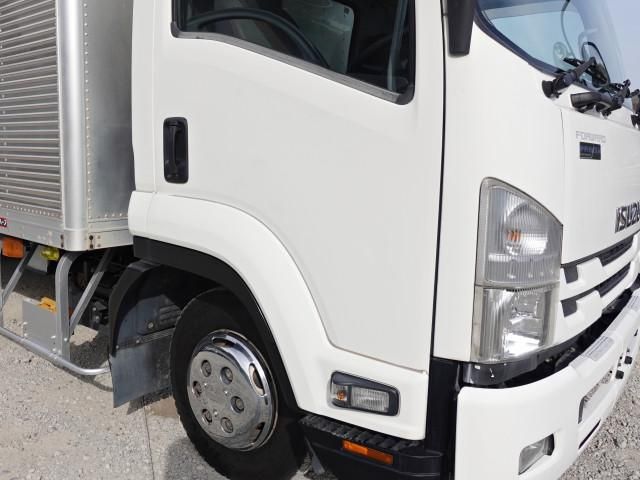 ISUZU FORWARD 2015 Image 31