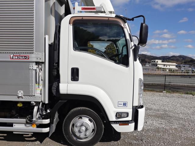 ISUZU FORWARD 2014 Image 31