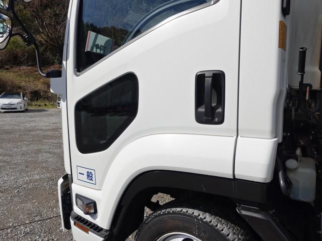ISUZU FORWARD 2014 Image 31