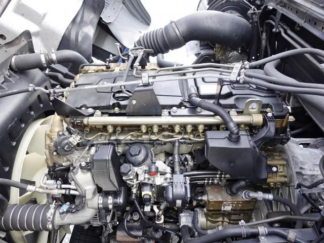 MITSUBISHI FUSOU SUPER GREAT 2018 Image 31