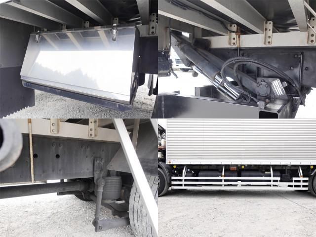 MITSUBISHI FUSOU SUPER GREAT 2018 Image 31