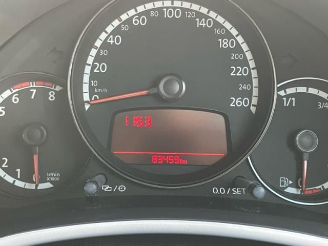 VOLKSWAGEN THE BEETL 2014 Image 31