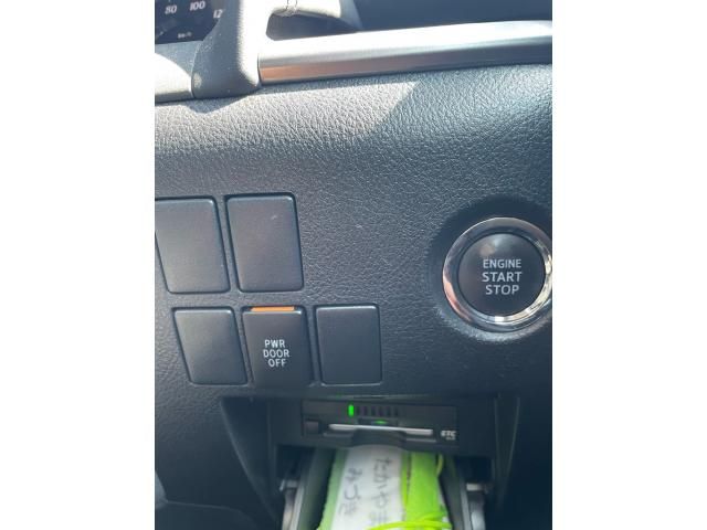 TOYOTA VELLFIRE 2016 Image 31