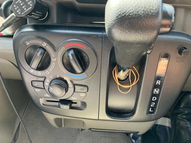 SUZUKI EVERY VAN 2018 Image 31