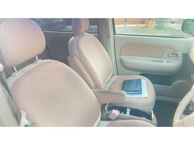 TOYOTA SIENTA 2011 Image 31