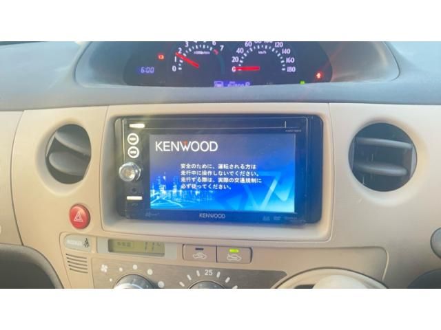 TOYOTA SIENTA 2011 Image 31