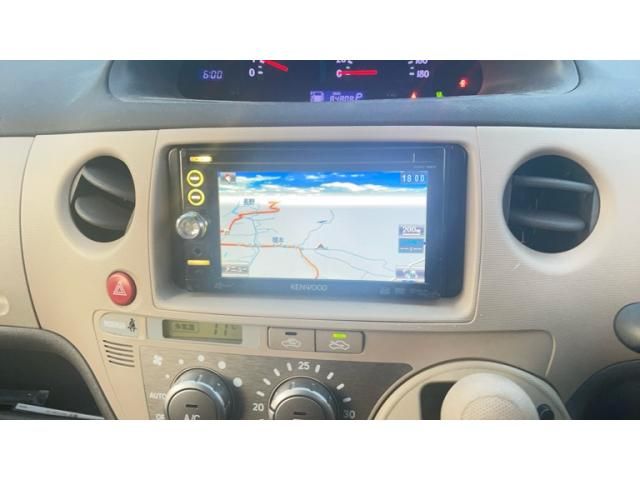 TOYOTA SIENTA 2011 Image 31