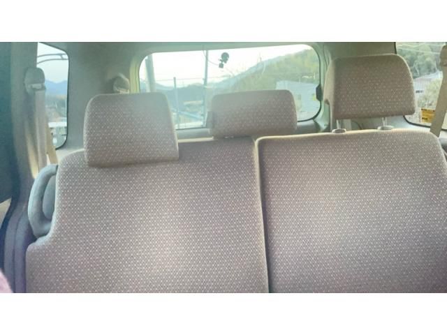 TOYOTA SIENTA 2011 Image 31