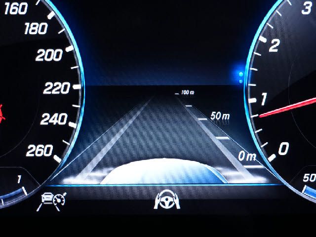 MERCEDES BENZ E CLAS 2018 Image 31