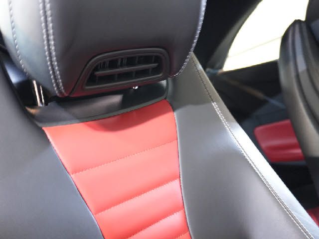 MERCEDES BENZ E CLAS 2018 Image 31