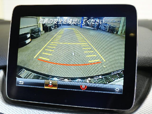 MERCEDES BENZ B CLAS 2018 Image 31