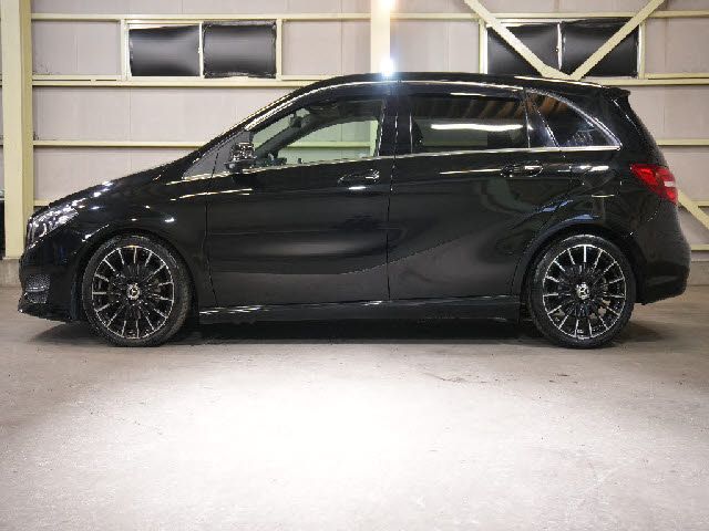 MERCEDES BENZ B CLAS 2018 Image 31