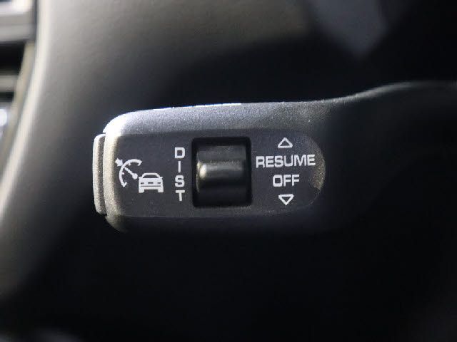 PORSCHE MACAN 2019 Image 31