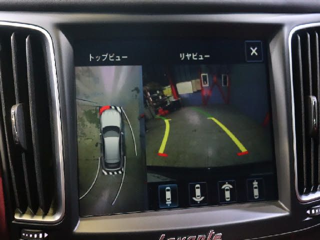 MASERATI LEVANTE 2017 Image 31