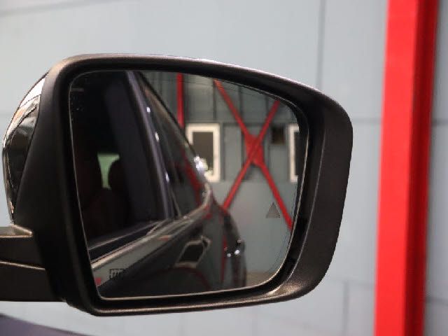 MASERATI LEVANTE 2017 Image 31