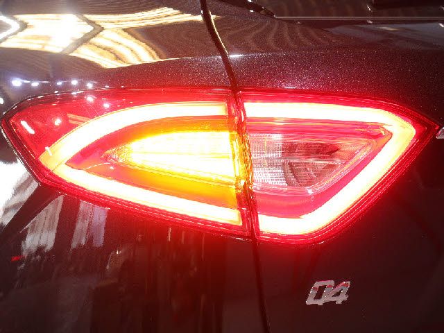 MASERATI LEVANTE 2017 Image 31