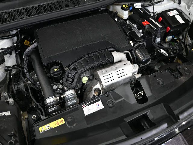 PEUGEOT 2008 2023 Image 31