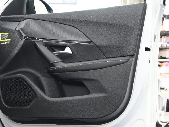 PEUGEOT 2008 2023 Image 31