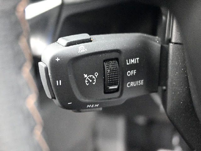 PEUGEOT 3008 2023 Image 31