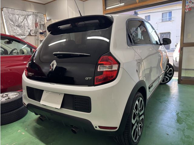 RENAULT TWINGO 2019 Image 31