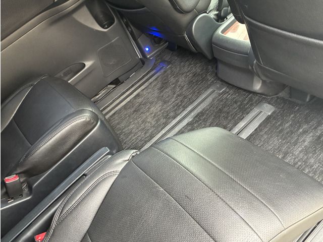 TOYOTA VELLFIRE 4WD 2010 Image 31